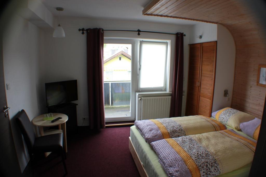 Pension Sonneneck Цвизель Номер фото